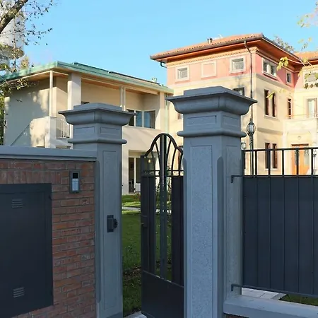 Delle Rose Apartment